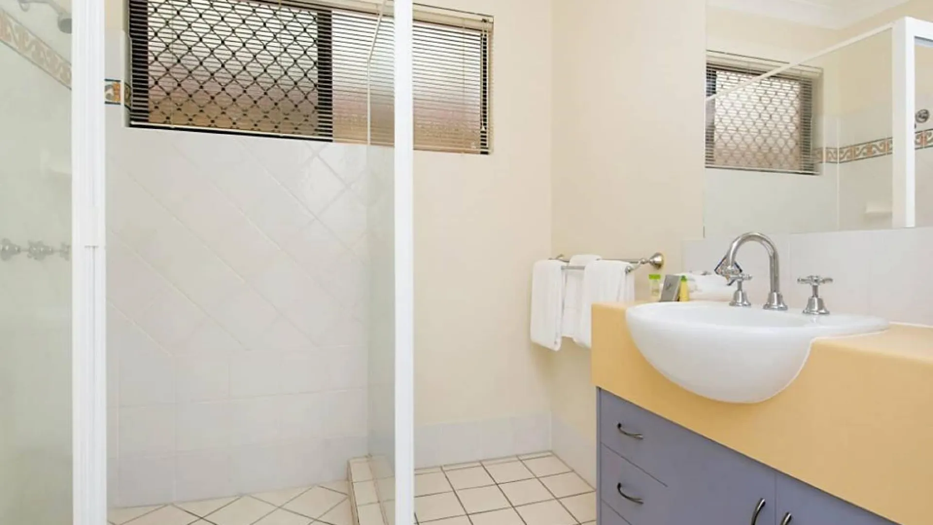 Aparthotel Central Plaza Apartments Cairns